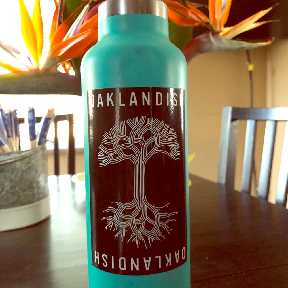 Oakland should hydroflask! Has small dent